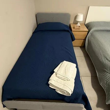 Napoleo 4* Naples